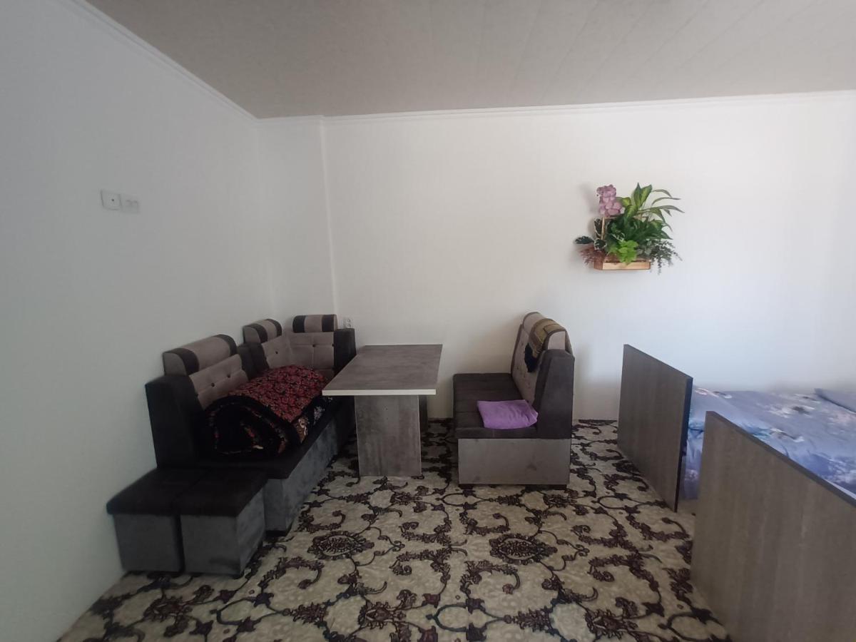 Семейный Гостевой Дом Tachkent Extérieur photo